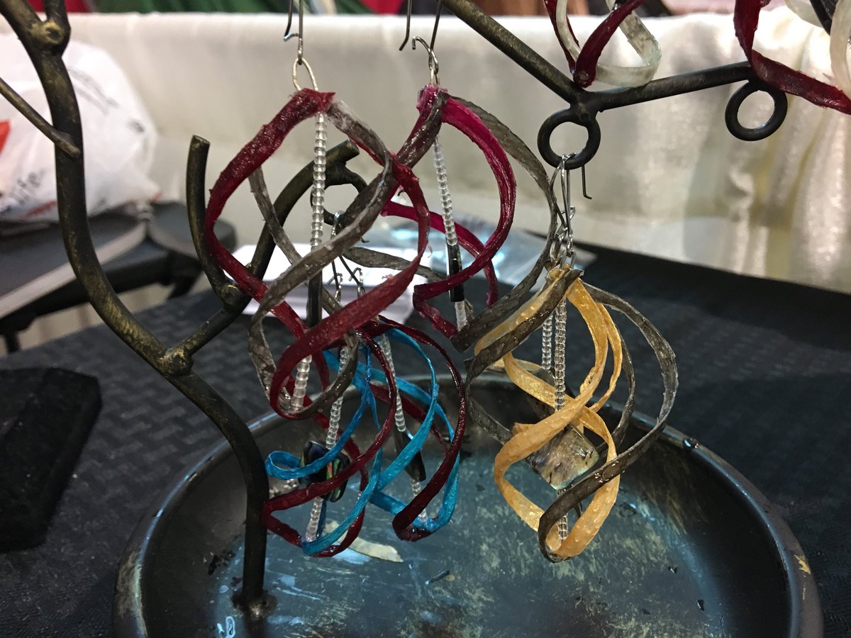IndigenousBeads's tweet photo. Dyed halibut skin creations by Elizabeth Rexford (Iñupiaq) at #2017afn. https://t.co/Tax4JaQiSd