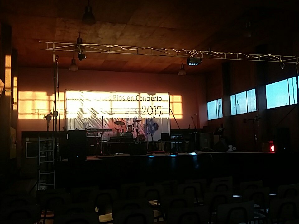 RiosConcierto's tweet photo. Todo listo para la segunda jornada de #LosRíosEnConcierto en #Valdiviacl  Los esperamos! https://t.co/ShcP452cYf