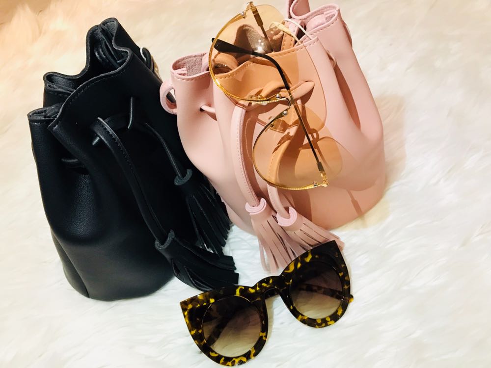 OfficialTwenty4's tweet photo. #TweenT4 Boutique #introsale Duffle bags and Shades https://t.co/xhD0JtQIcF