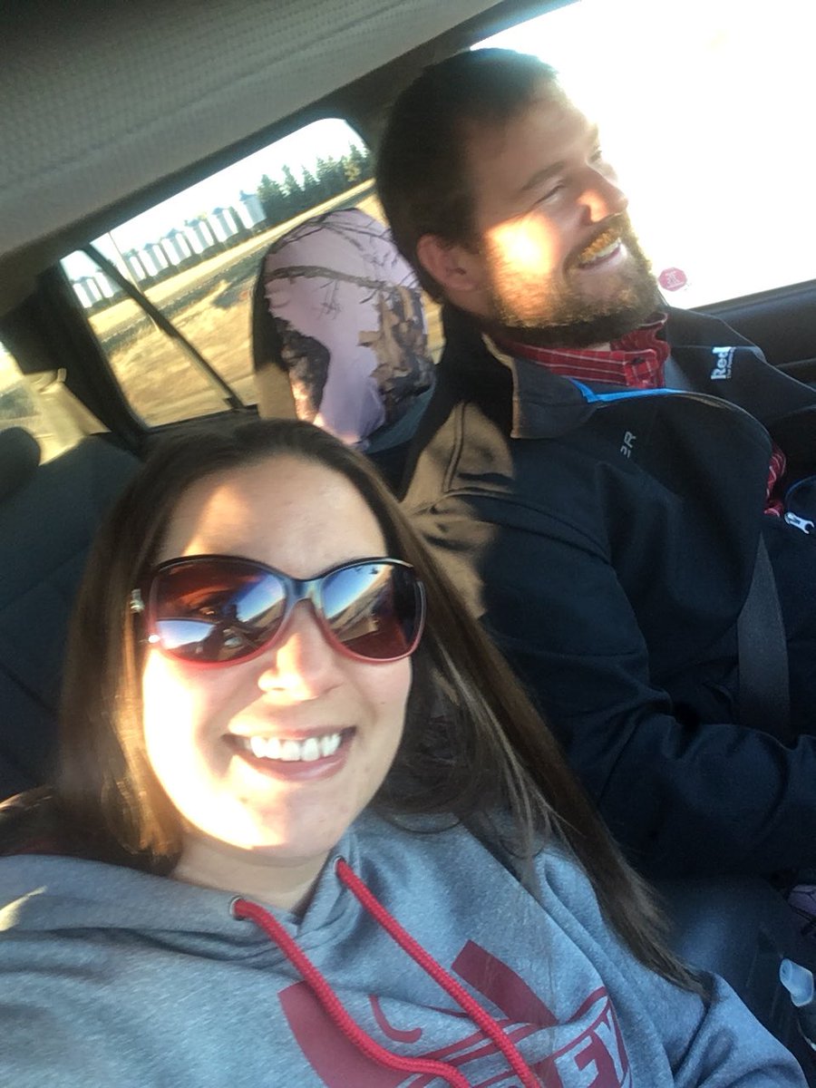 lilmiss_sask's tweet photo. Told @farmerjim79 don’t make a stupid face... these are the 2 best pictures #offtotherodeo #someday #justonce https://t.co/S1iuL2PJS6
