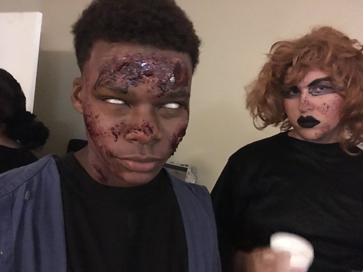 LPinderTV's tweet photo. Gearing up for @CWCJaycees #HallofHorror tonight in Cayce. You scared? @wis10 https://t.co/Z6fLWf8PQ3