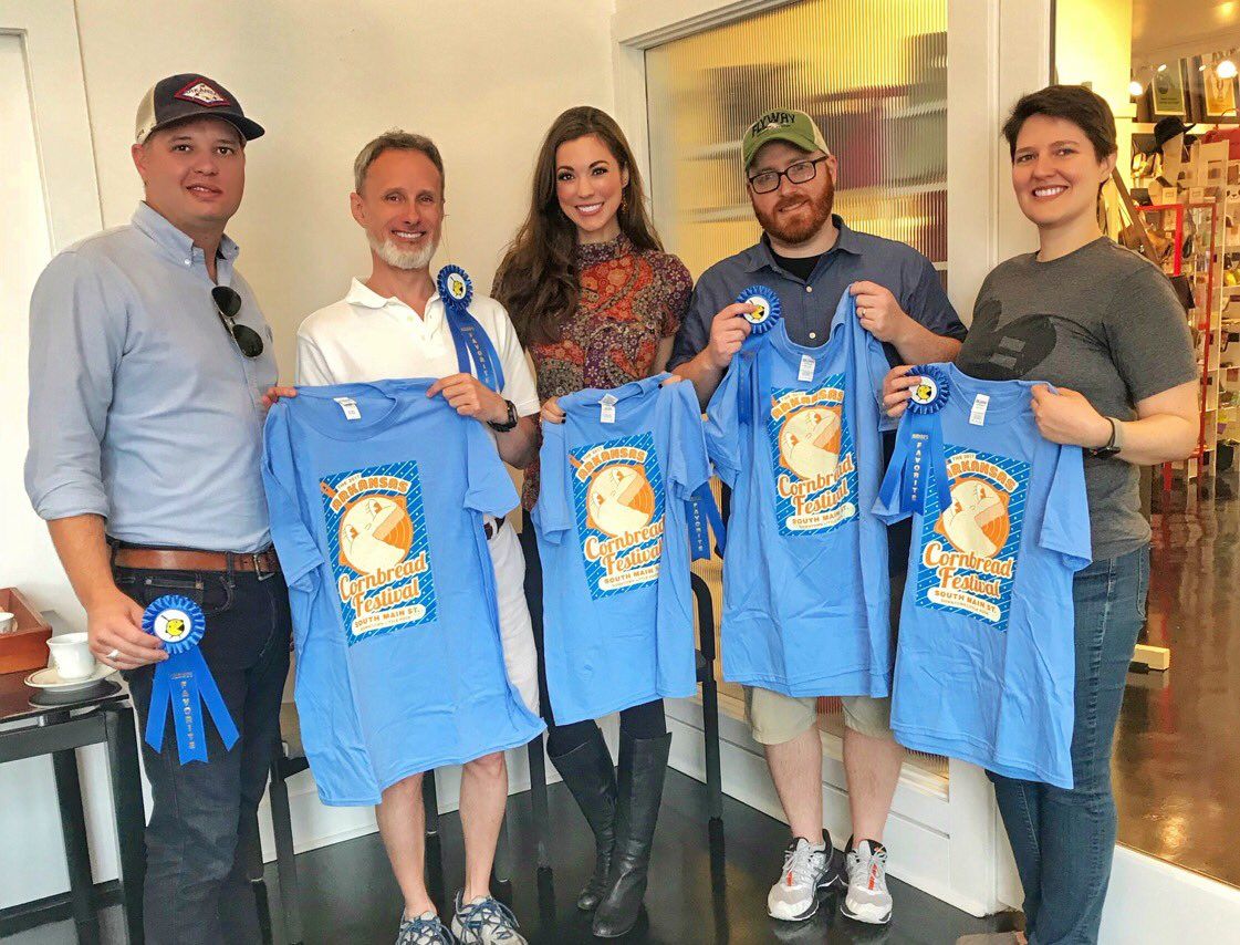 ArkCornbread's tweet photo. Thanks again to our #arcornbreadfest2017 judges! Loved having you today! @EssePurseMuseum #cornbread #nom https://t.co/oDsNMJF9iW