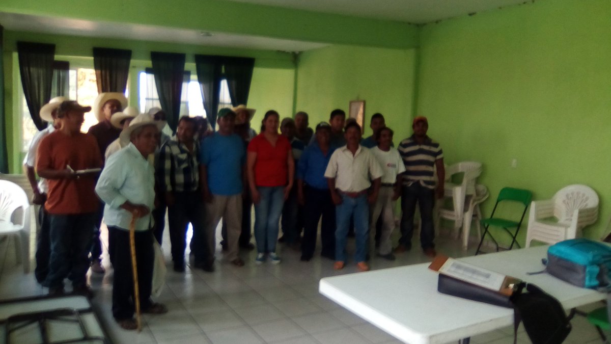 InaproMorelos's tweet photo. Reunión con beneficiarios Pimaf 2017 #Tepalcingo
#Inapro_Morelos
#TrabajandoUnidos https://t.co/5IO3HhYU3B