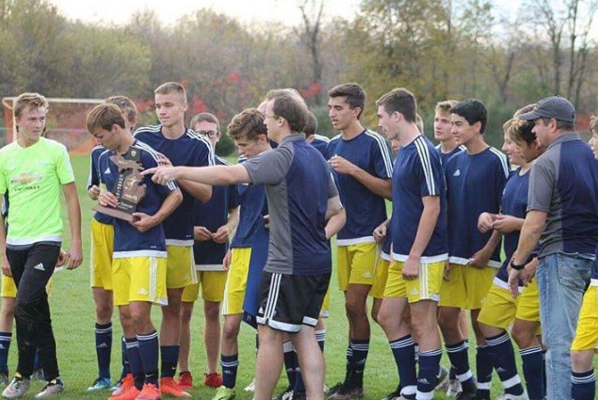 ScienceGuyH2O's tweet photo. Another trophy for the case. 1st District title since 1996! Go eagles! #ccspiritselfie https://t.co/nKjBfQoMEV