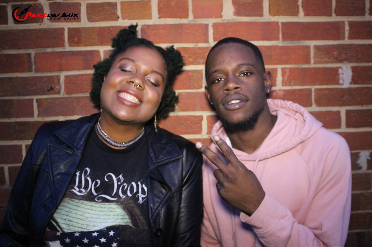 PassDaAUX's tweet photo. #PassDaAUX x @CreationClickDC #Interviews going up next week 🤘

@SQofGSM 
@SolLikeSoul 
@YBGREEN_ 
@YoungChrisDews https://t.co/ZtXmRCeg3r