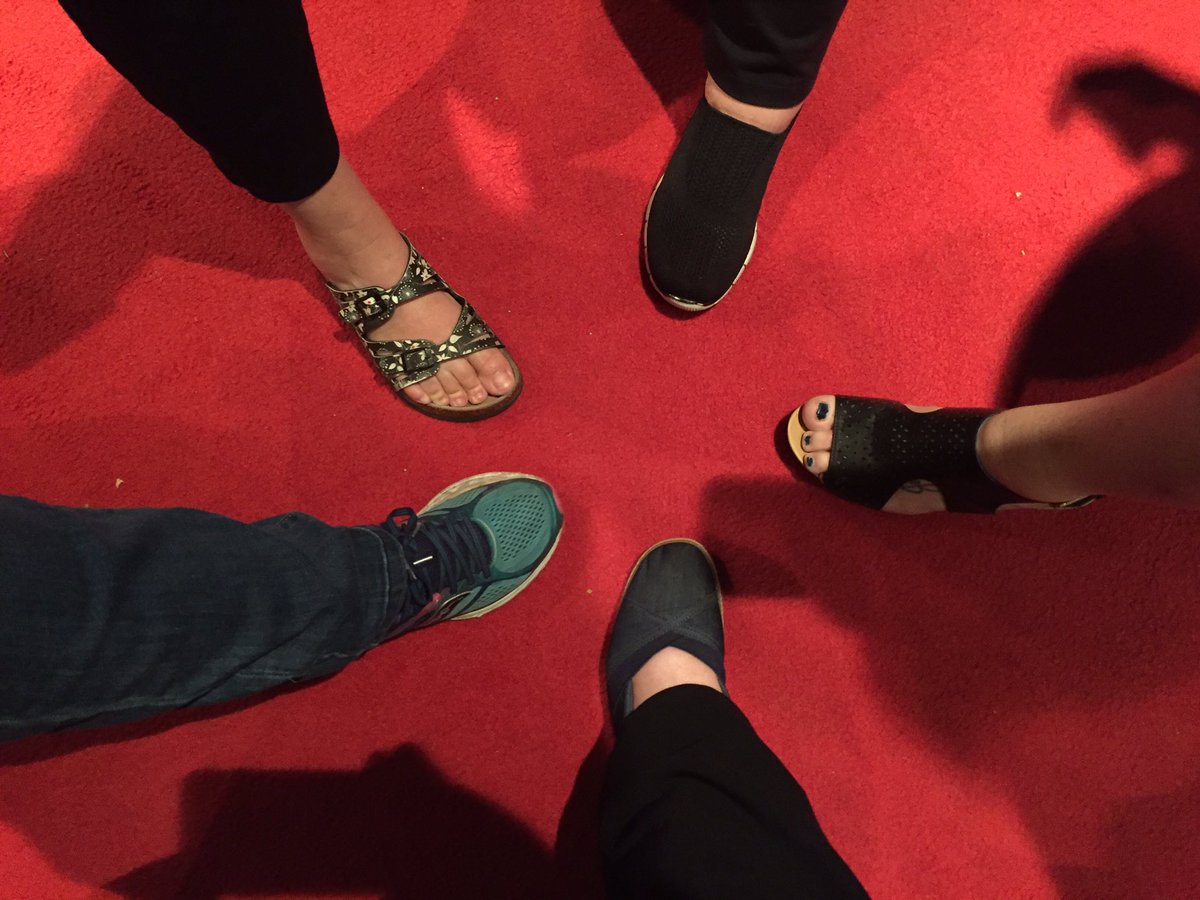 KimReformer1's tweet photo. Walking the red carpet at the @r2rfilm festival in Simcoe @gailbouw @suereformer @karen_bkw @HarropCathy #R2RFF https://t.co/vOqqXVzWvA
