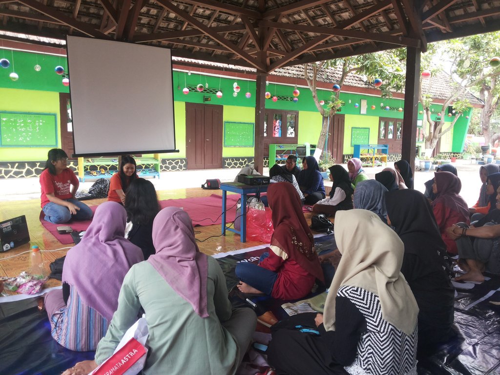 Hari ini teman2 panitia #KITaGang5al kumpul briefing fasilitator
Seruuuuuu