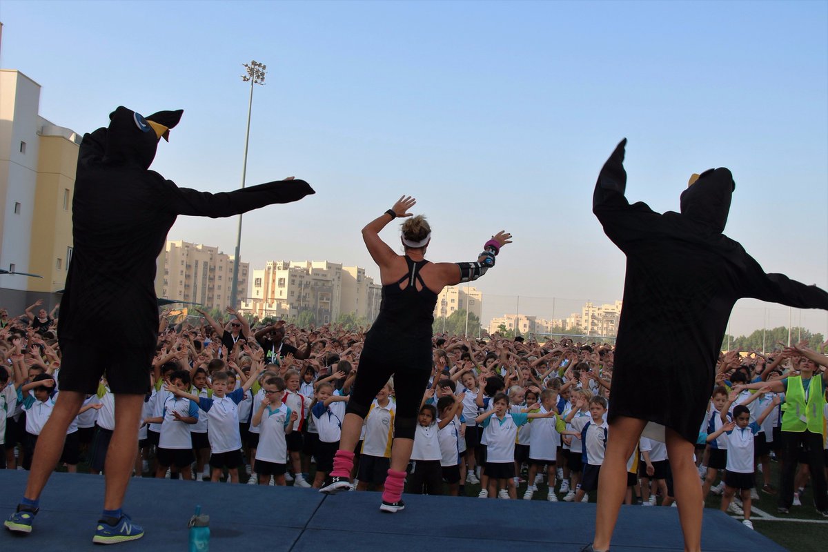 jebelalischool's tweet photo. Jebel Ali School staff, students and parents kicked of this morning with a wake up and shake up as part of @DubaiFitnessChallenge #JASDFC https://t.co/fSdXSRFtGk