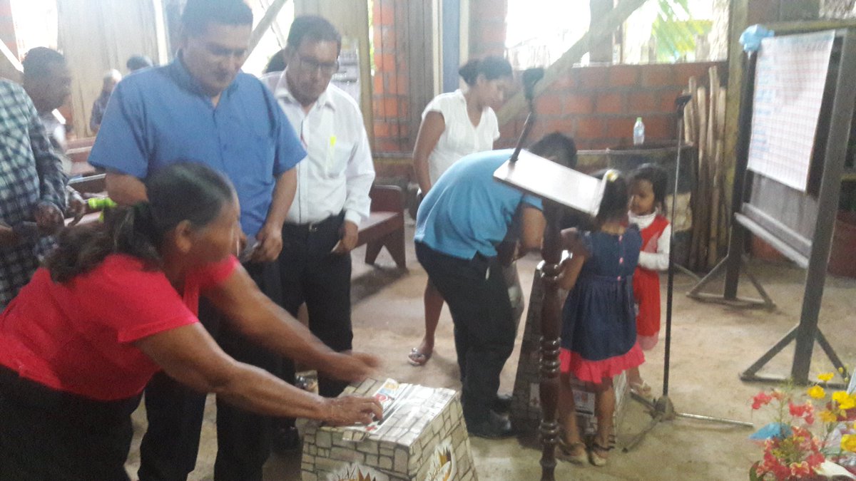 PrSamuelHG's tweet photo. Finalizamos el #Revive4 en el #DMContamana #MOP #UPSur con Pactos de Fidelidad para experimentar el Poder que Restaura @AdventistasUPS https://t.co/n21AMdQLJy