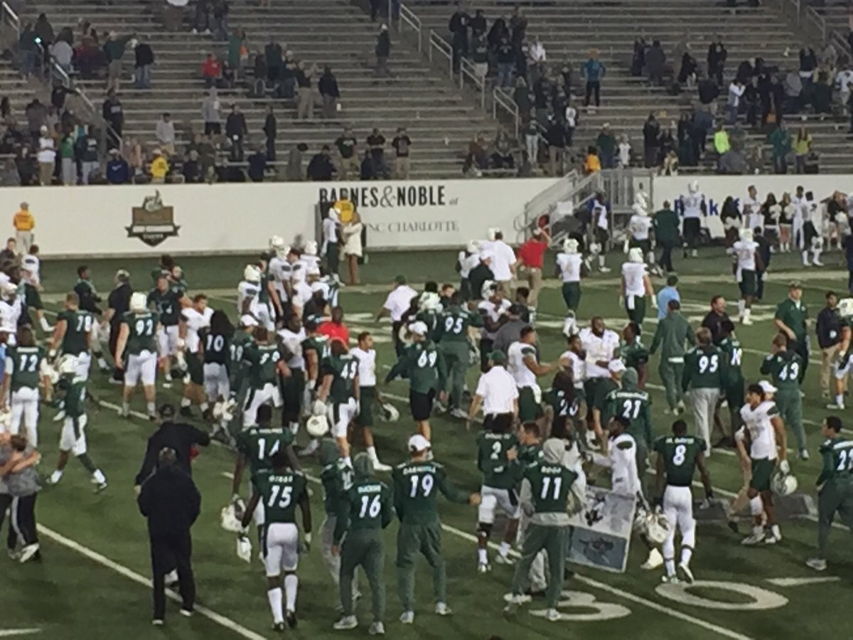 CLTDean's tweet photo. What a great weekend it has been! @UNCCHomecoming #parade #strollcomp and a #NinerWin today! Happy Homecoming indeed! https://t.co/Zr9f026wLh