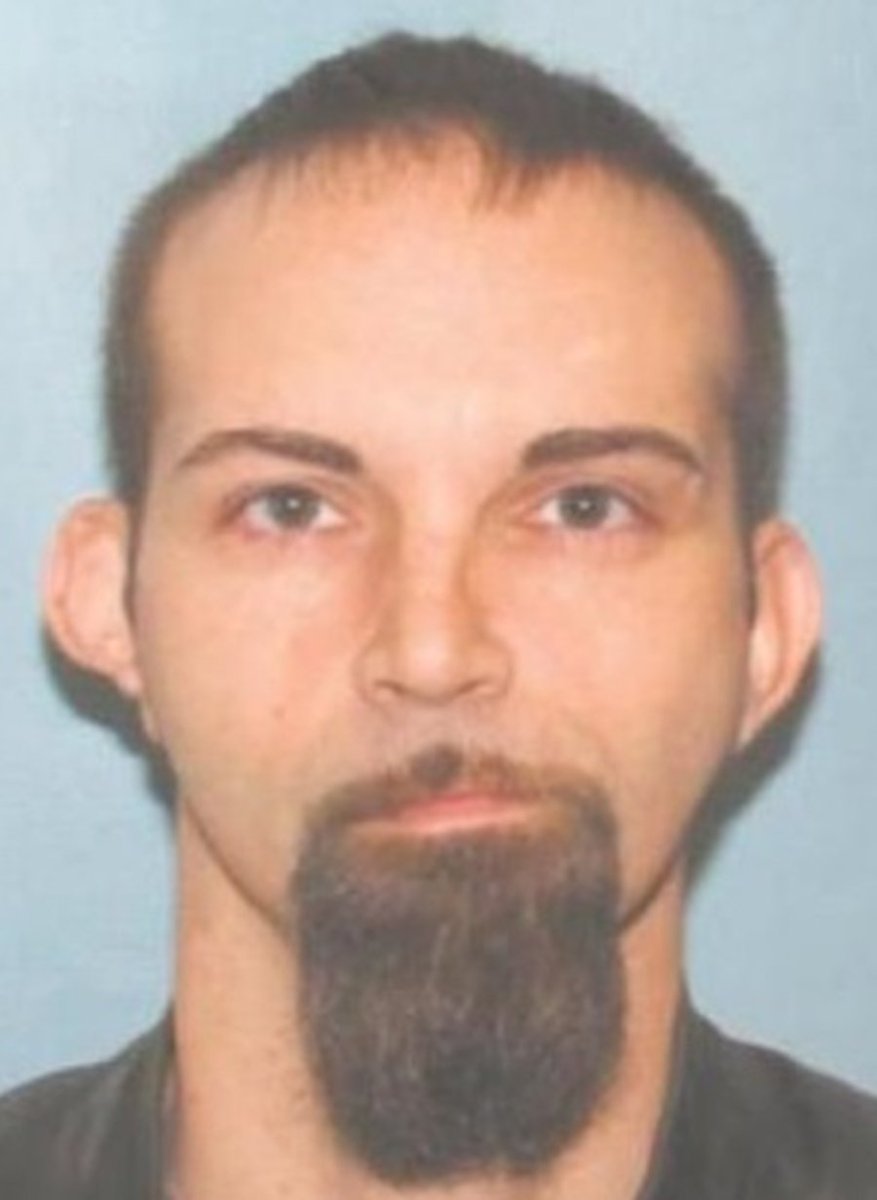 wis10's tweet photo. Reward offered for capture of man wanted for the rape, murder of 1-year-old https://t.co/eqAt5Pfepv https://t.co/YLKczvD59N