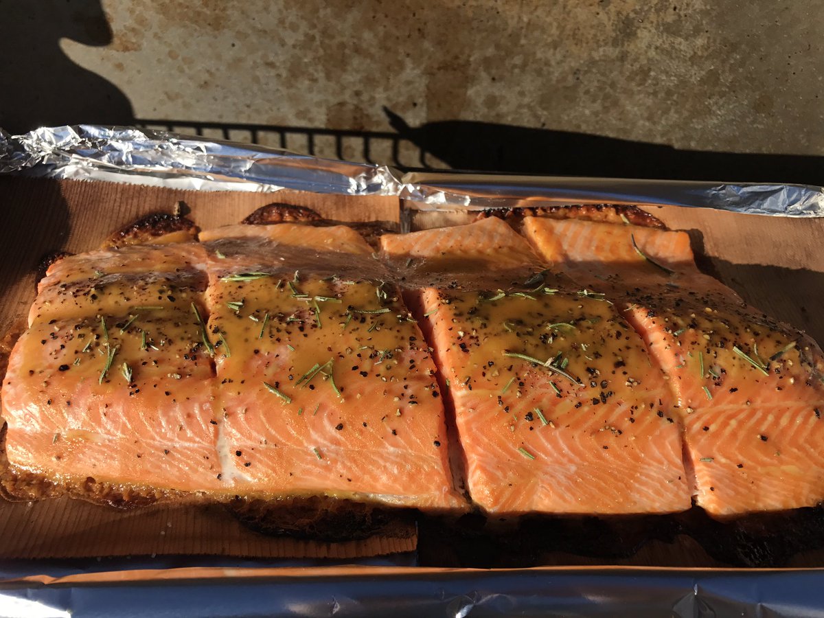 halibutfarmer's tweet photo. @AlpineSalmon for supper tonight. Maple and rosemary plus secret ingredient.  @BlanchardSharon https://t.co/82FpQNIFYg