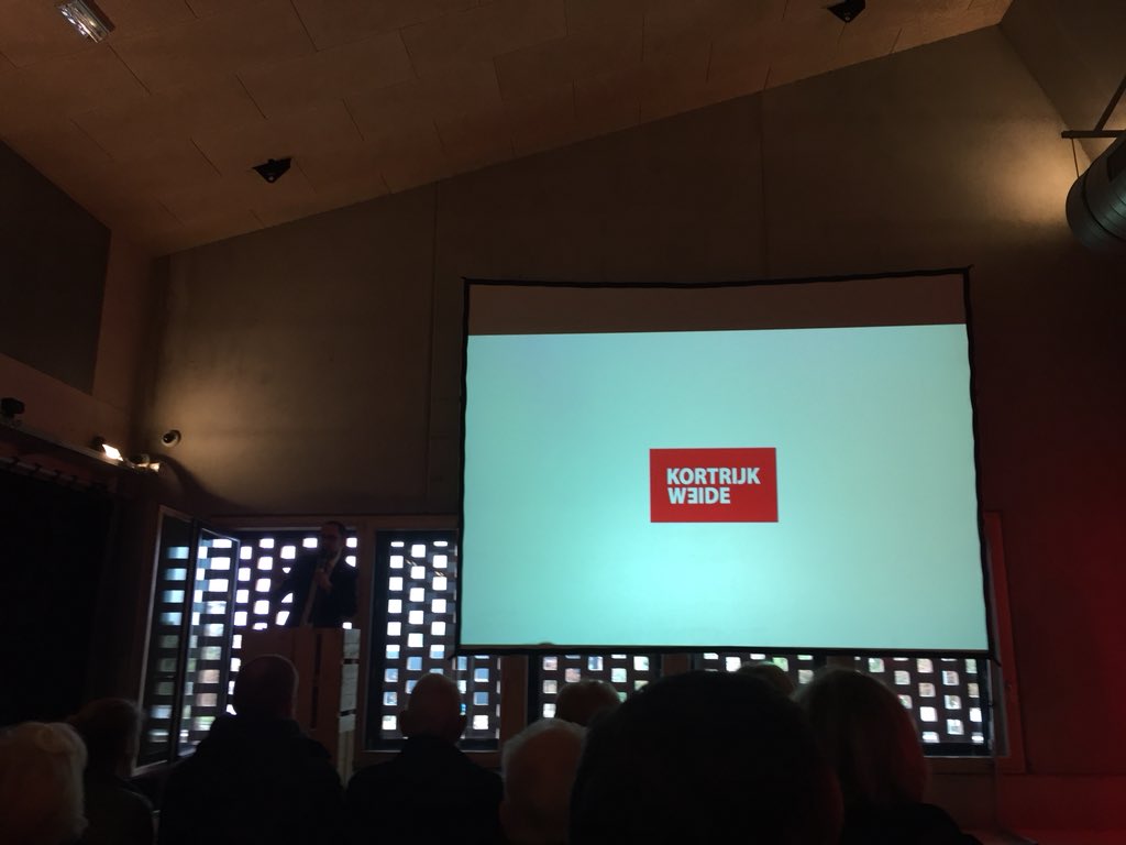 roelvandommele's tweet image. Eerste steenlegging nieuw zwembad
Campus #Kortrijk Weide
I love this place!
#howest