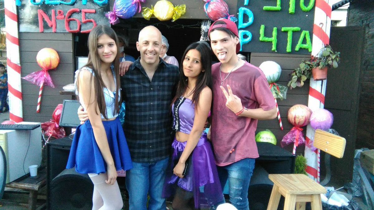 primatro's tweet photo. @NayeliCamara  @NicoDucote lucas 
Quiero volver 🔙 https://t.co/X7CpttWiUt