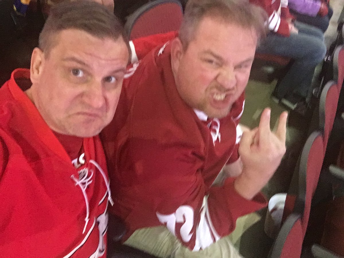 CookedAzCardFan's tweet photo. #FChicago #Yotes #GoYotes @ArizonaCoyotes #Birdgang backs the Yotes!! https://t.co/2q20vQwduo