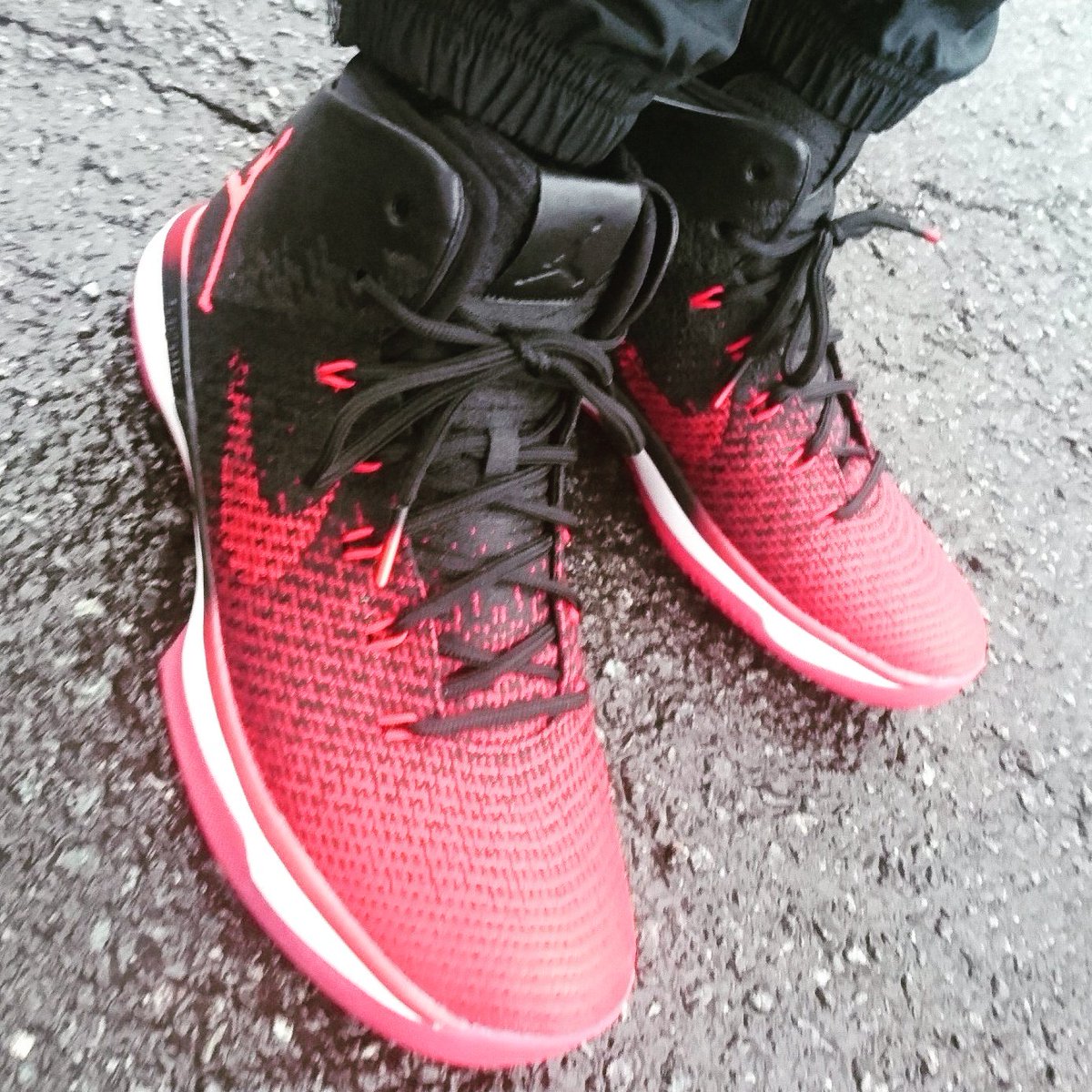 naotsuj's tweet photo. 3⃣1⃣ BANNED
#airjordan31 #airjordan31banned #jordan31 #jordan31banned #aj31 #aj31banned #エアジョーダン31 #ジョーダン31 https://t.co/9ecet3fwgC