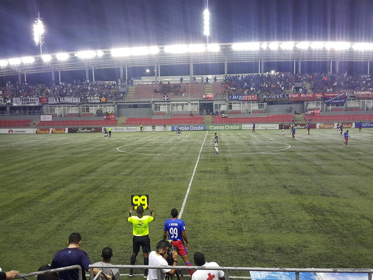 ELManDeLaLiga's tweet photo. 90 + 2' CambioPLZ
Sale 14 Ameth Ramírez entra 99 Yair Renteria
#PLZ 1-0 #TAU #J16LPF
#ClasicoNacionalLPF https://t.co/q7iBnJszTO