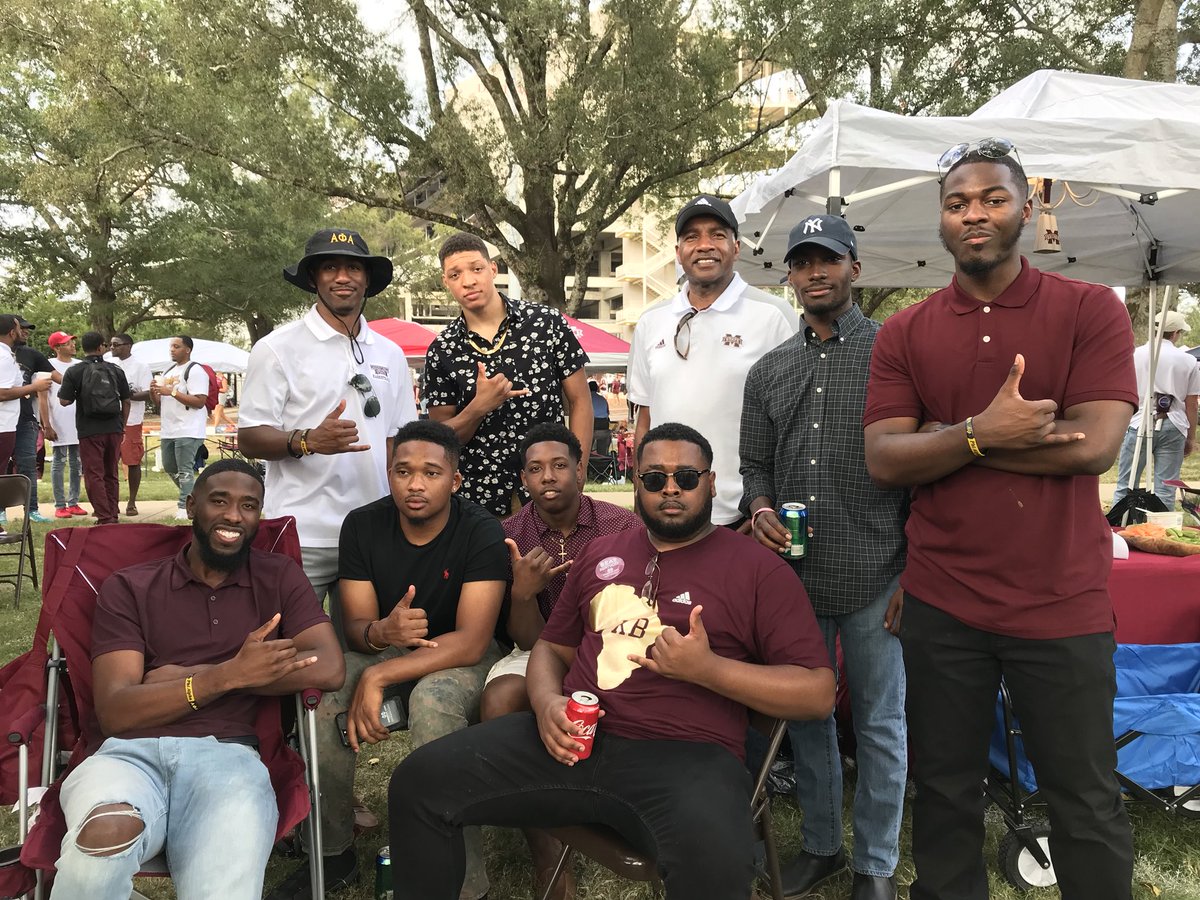 charlesreesew's tweet photo. Yeah, Homecoming tailgate was lit! #KBALPHAS #andthatswassup #blackexcellence https://t.co/1zuKWA5nSJ