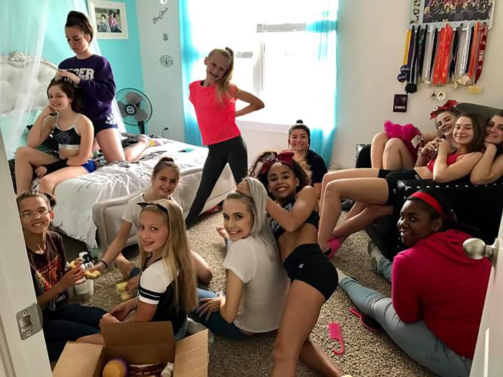 CA_OmegaCats's tweet photo. #teambonding #omegalove https://t.co/C7xVwlMtsw