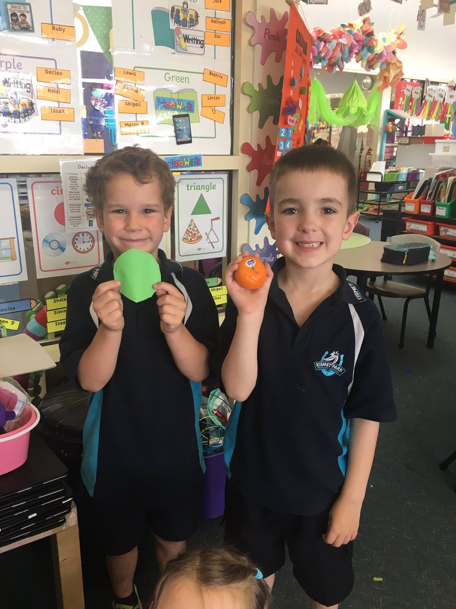 prepckpps's tweet photo. Putting on our green thinking hats and creating everyday objects in three different ways! https://t.co/vwdyNbS17o