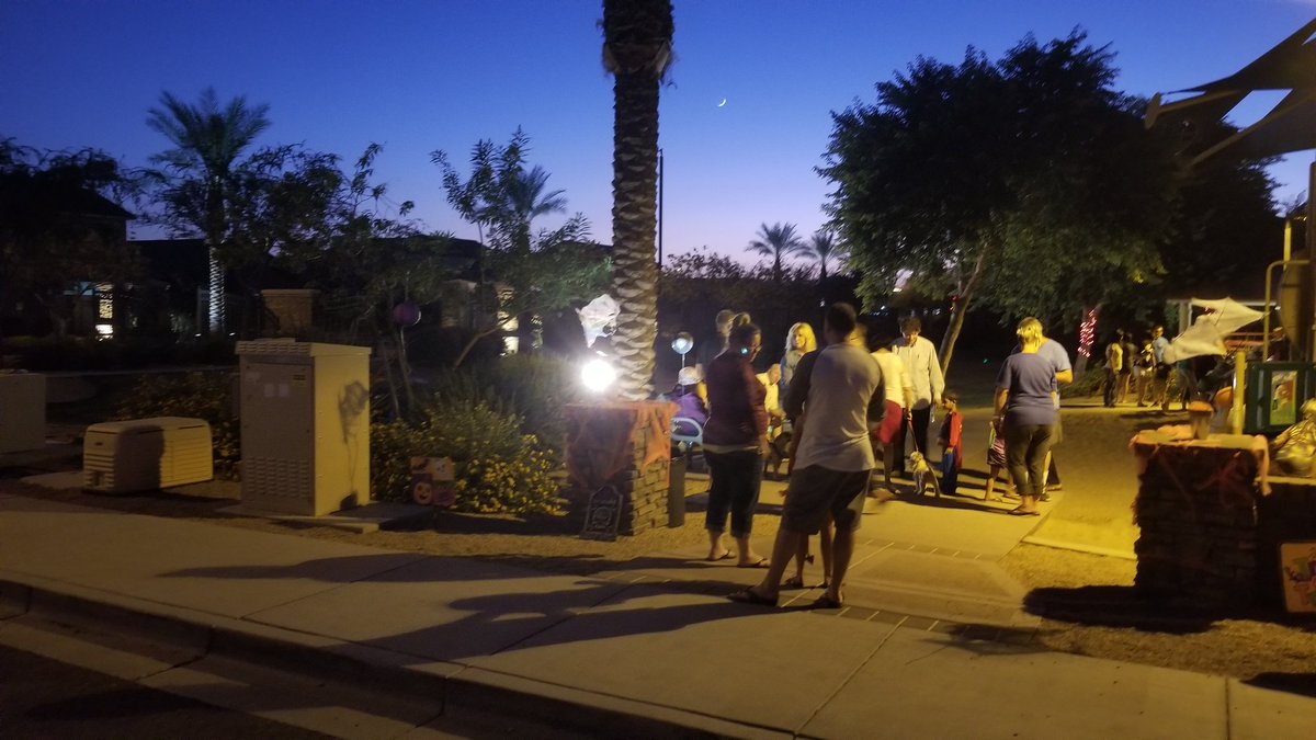 MarkStewart_AZ's tweet photo. #fultonranch Last stop on the GAIN tour. Mayor & Council visiting Chandler block parties all evening.
#community #GAIN
#lovechandler https://t.co/TEUA6VBAl0