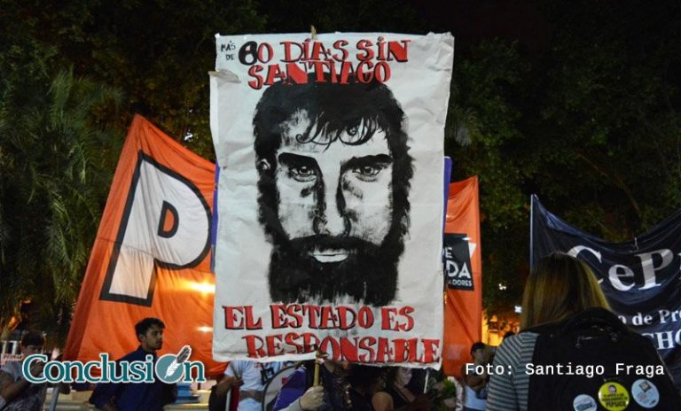 ConElMazoDando's tweet photo. Argentinos marcharon en rechazo al asesinato de Santiago Maldonado https://t.co/6c3oFmapLl #17Oct https://t.co/xRglnDXBp8