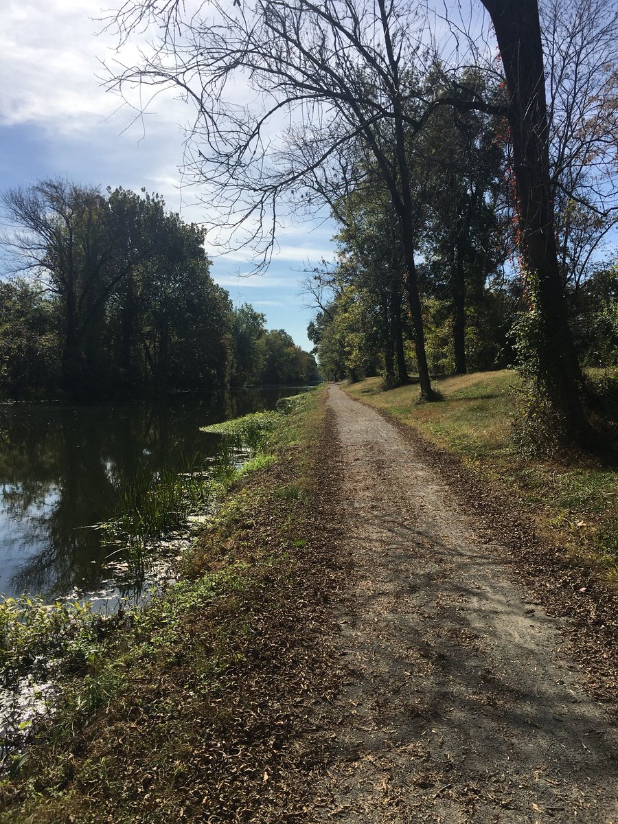 divp820's tweet photo. Went on this trail this morning!! Sooo nice #RUpassion https://t.co/3ILKwqbaU1