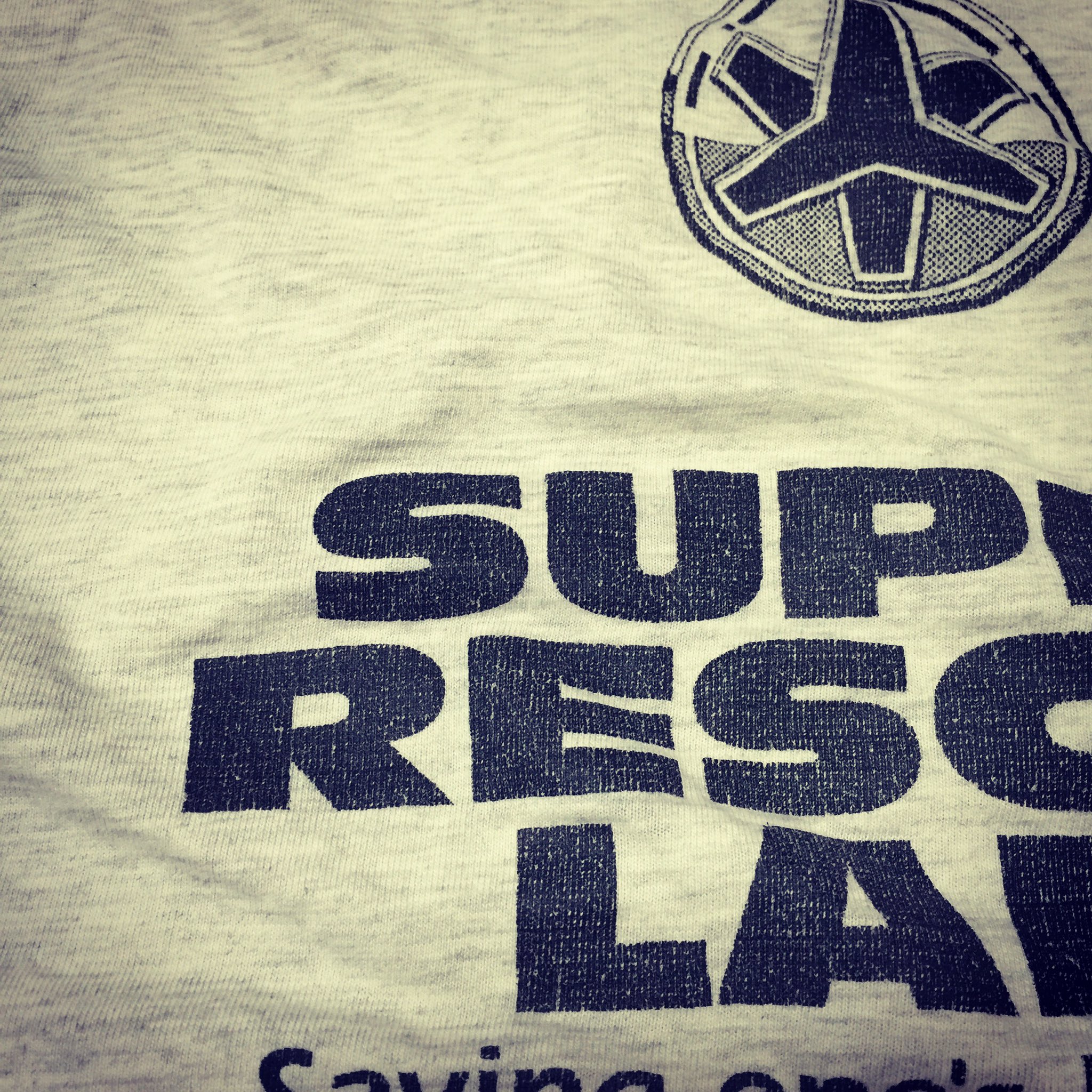 تويتر 山口純一 على تويتر レスキュー剣山に因んで本日はレスキューtシャツ レスキュー剣山 燃えるレスキュー魂 T Co S5to6defzr