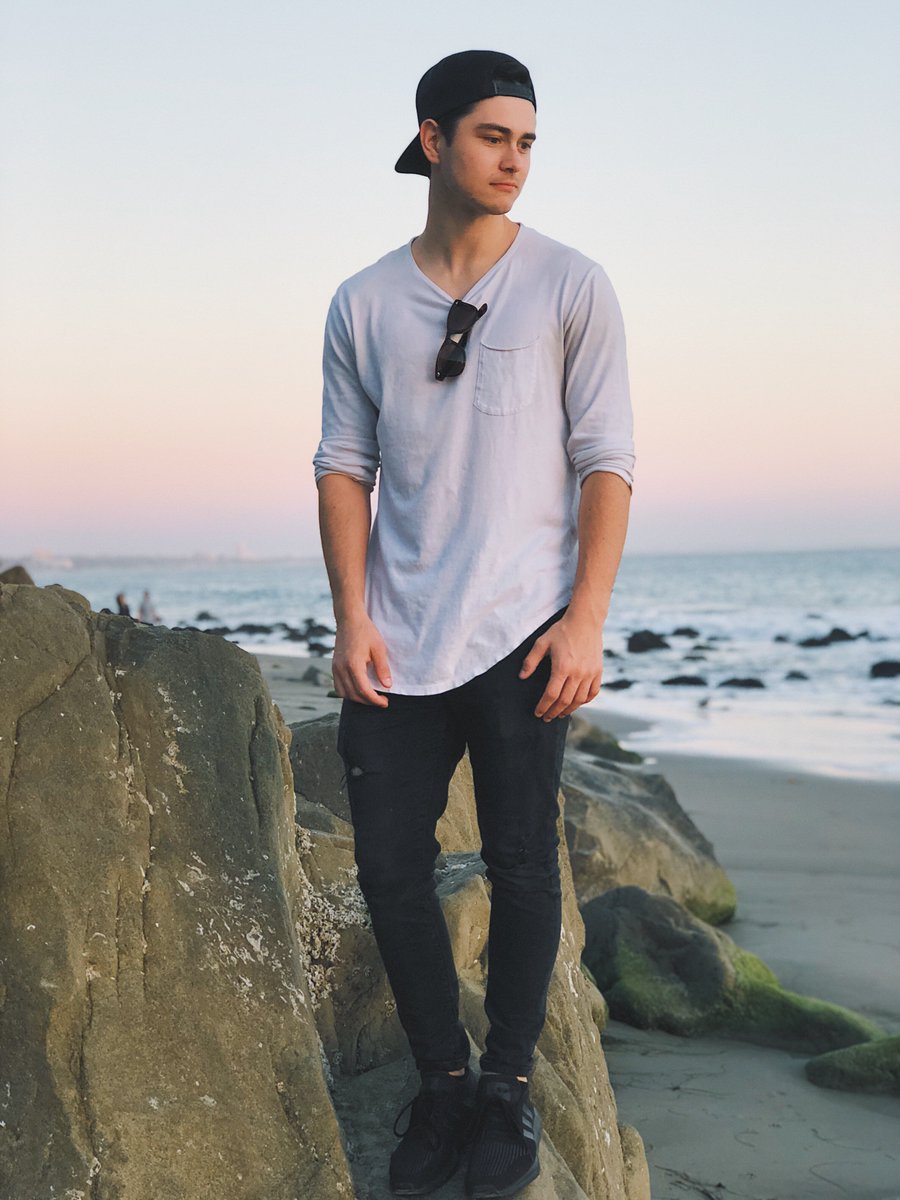 rileymcdonough tweet picture