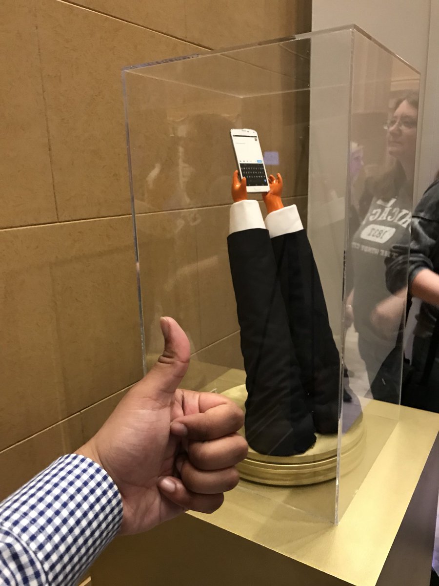 TheDailyPrateek's tweet photo. Iโm hanging out at the DONALD TRUMP TWITTER MUSEUM! IโM WRITING IN ALL CAPS IN TRUMPโS HONOR #DailyShowLibrary #DailyShowChicago https://t.co/uZBNQtd3lx