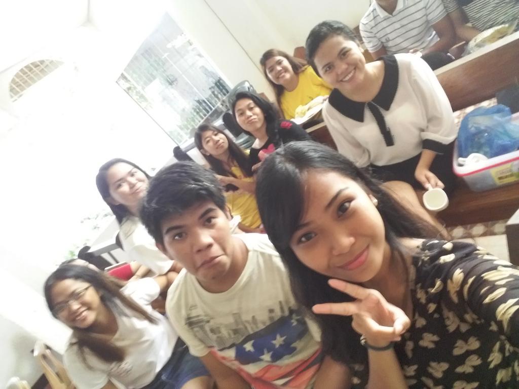Jequeen_'s tweet photo. The other group 😂 https://t.co/sSH3NWmB5D