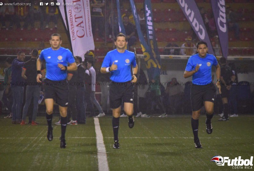 FutbolCR's tweet photo. #Apertura2017 #CSHvLDA
@csherediano1921 y @ldacr listos para una edición más del clásico provincial.
⏱🎙📊→https://t.co/VWVrNCTaG5 https://t.co/bAIJDW4FNB