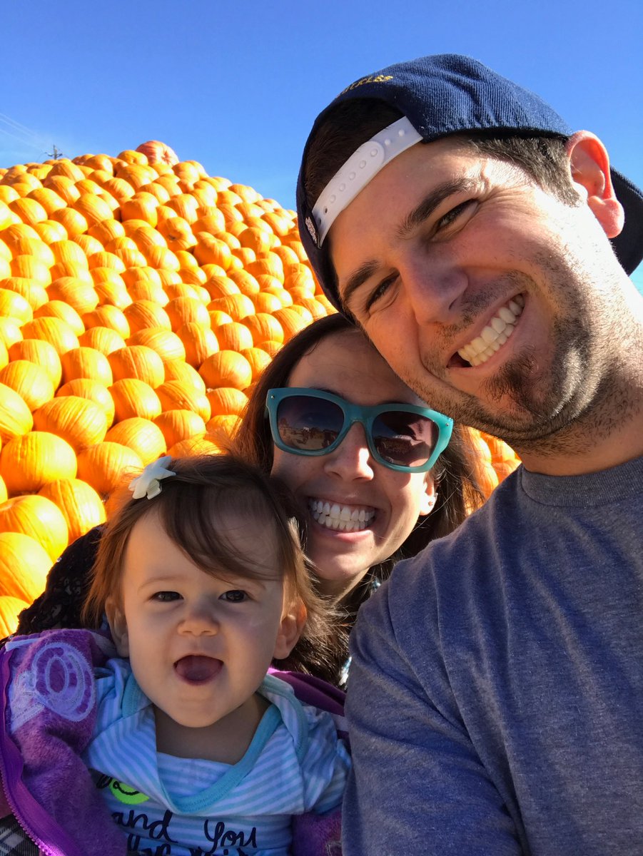NeuSpencer's tweet photo. My two loves https://t.co/eOcWkIYspB