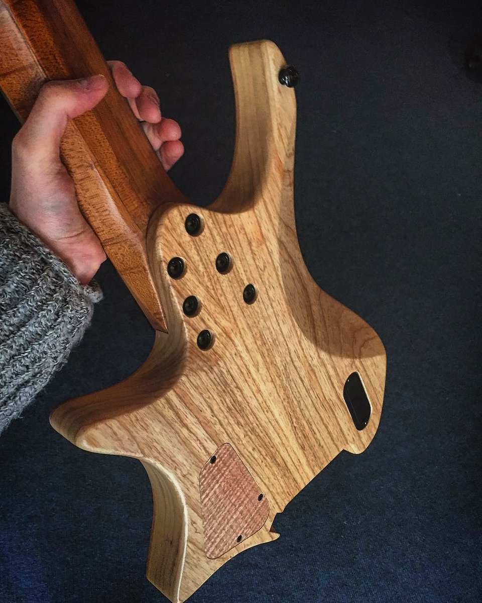 strandbergJapan's tweet photo. Dan Griffinใใใฎ #bodenos8 ใฏ่กจใ ใใงใฏใชใใฆใ่ฃใใใกใใ็พใใใงใ๏ผ https://t.co/VWCeIdza4s