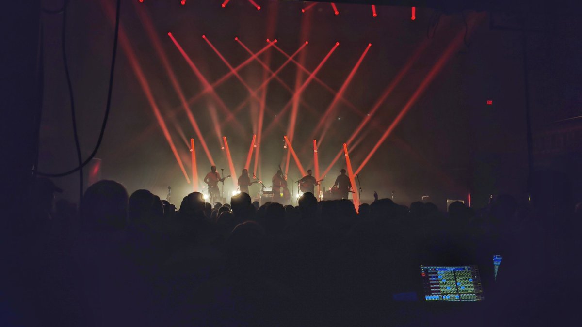 TabernacleATL's tweet photo. 🌄 Jamming the night away with #GreenskyBluegrass! #TabernacleATL #WorshipLiveMusic https://t.co/ZsxSKMQwoL