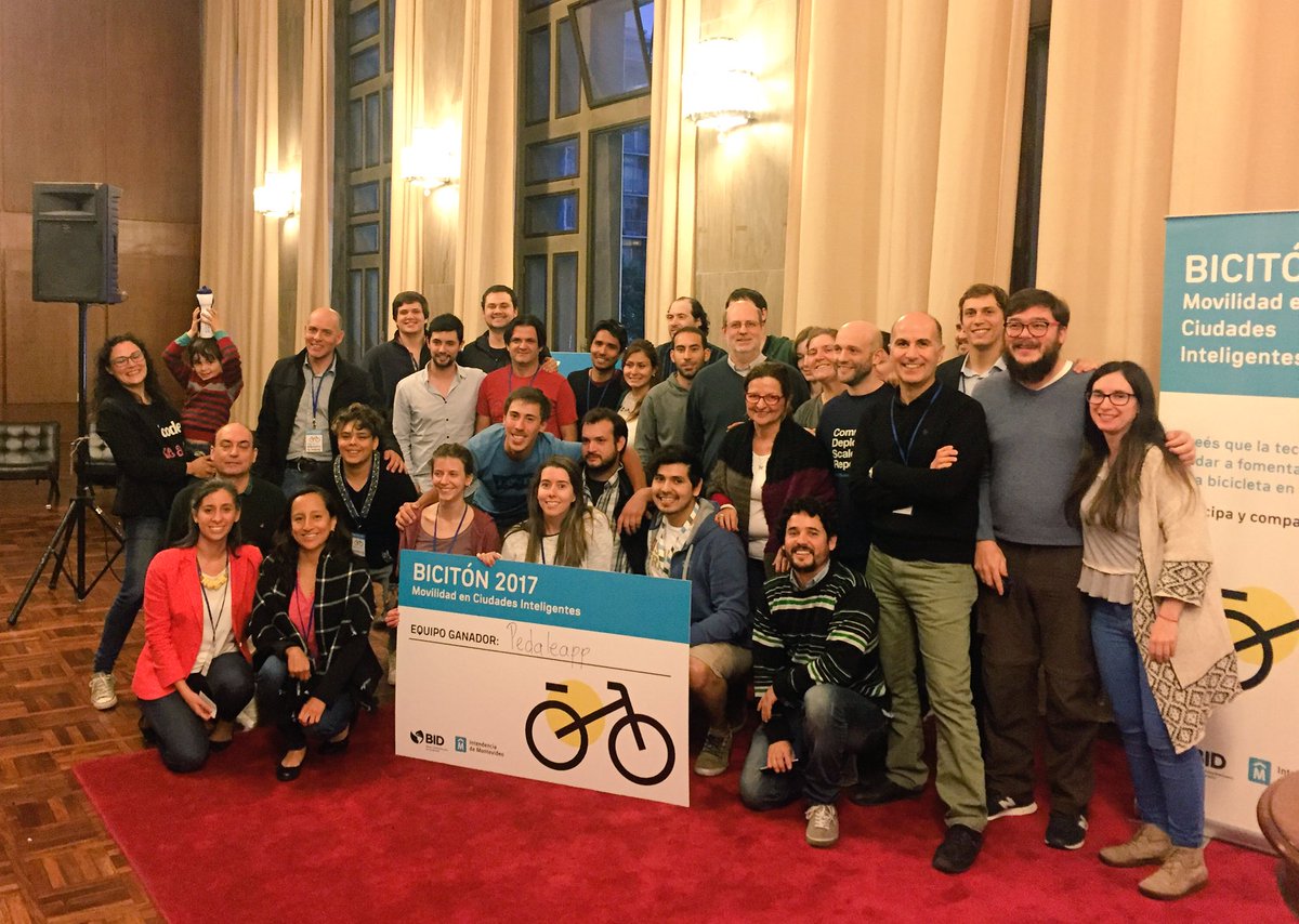 laurapaonessa's tweet photo. Felicitaciones ganadores #Pedaleapp, menciones #Pedaleá #Biciclick del #BicitonMVD2017 Gracias a todos por participar!!! https://t.co/3BhNxSUE4W