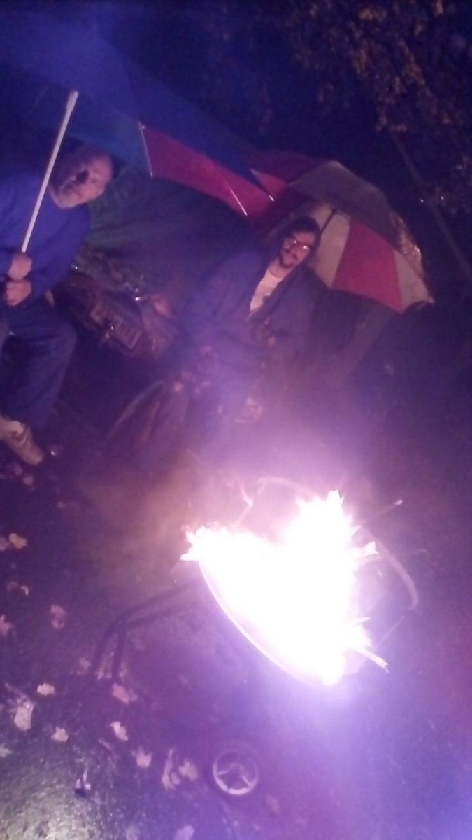 ITheUnChosenOne's tweet photo. Father and son bonding. Awwwww!
#BonfireNight #RainyNight https://t.co/OMS3LGr1gh