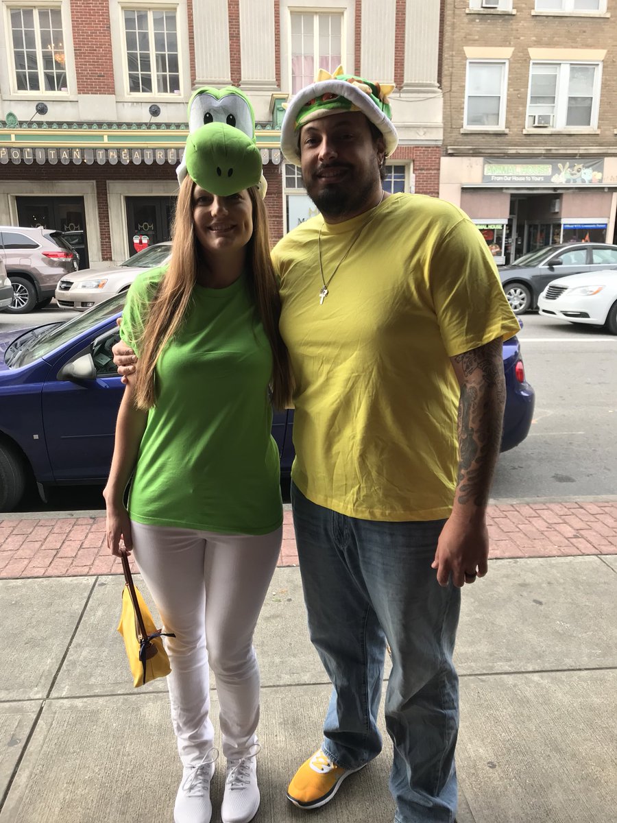 JustWilliams_65's tweet photo. @WestRun yoshi and bowser #Crawloween #WestRun https://t.co/67ZotqtaSE