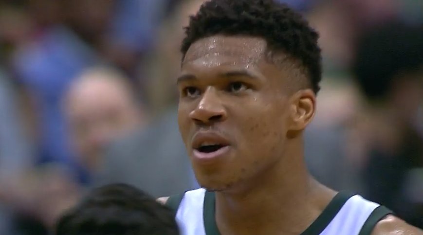 TrashTalk_fr's tweet photo. 44 points, 9 rebonds, 4 passes, le dunk de la gagne, le contre de la gagne, 17/23 au tir...
Giannis Antetokounmpo, mesdames et messieurs. https://t.co/jVuspVkrnP