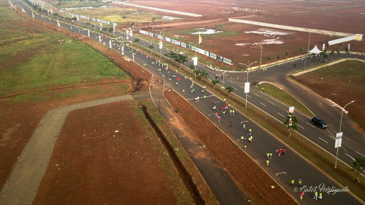 AsiaPulpPaperID's tweet photo. Event #Paperun2017 hasil foto Drone https://t.co/8qXzUMFy8F