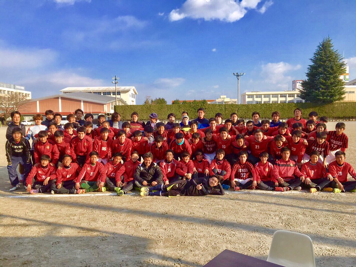 komoryo99's tweet photo. 昨日で文星サッカー部を引退しました。
この三年間、自分に関わってくれた方ありがとうございましたすごく感謝しています。

色々あった三年間だったけどすごく楽しかった！ありがとう！ https://t.co/ypQWFwCY5X