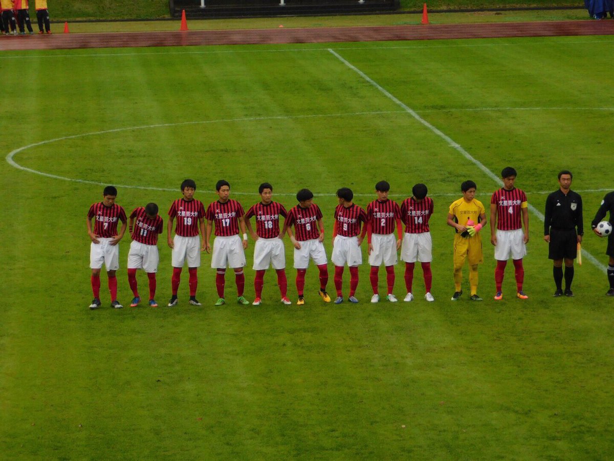 komoryo99's tweet photo. 昨日で文星サッカー部を引退しました。
この三年間、自分に関わってくれた方ありがとうございましたすごく感謝しています。

色々あった三年間だったけどすごく楽しかった！ありがとう！ https://t.co/ypQWFwCY5X