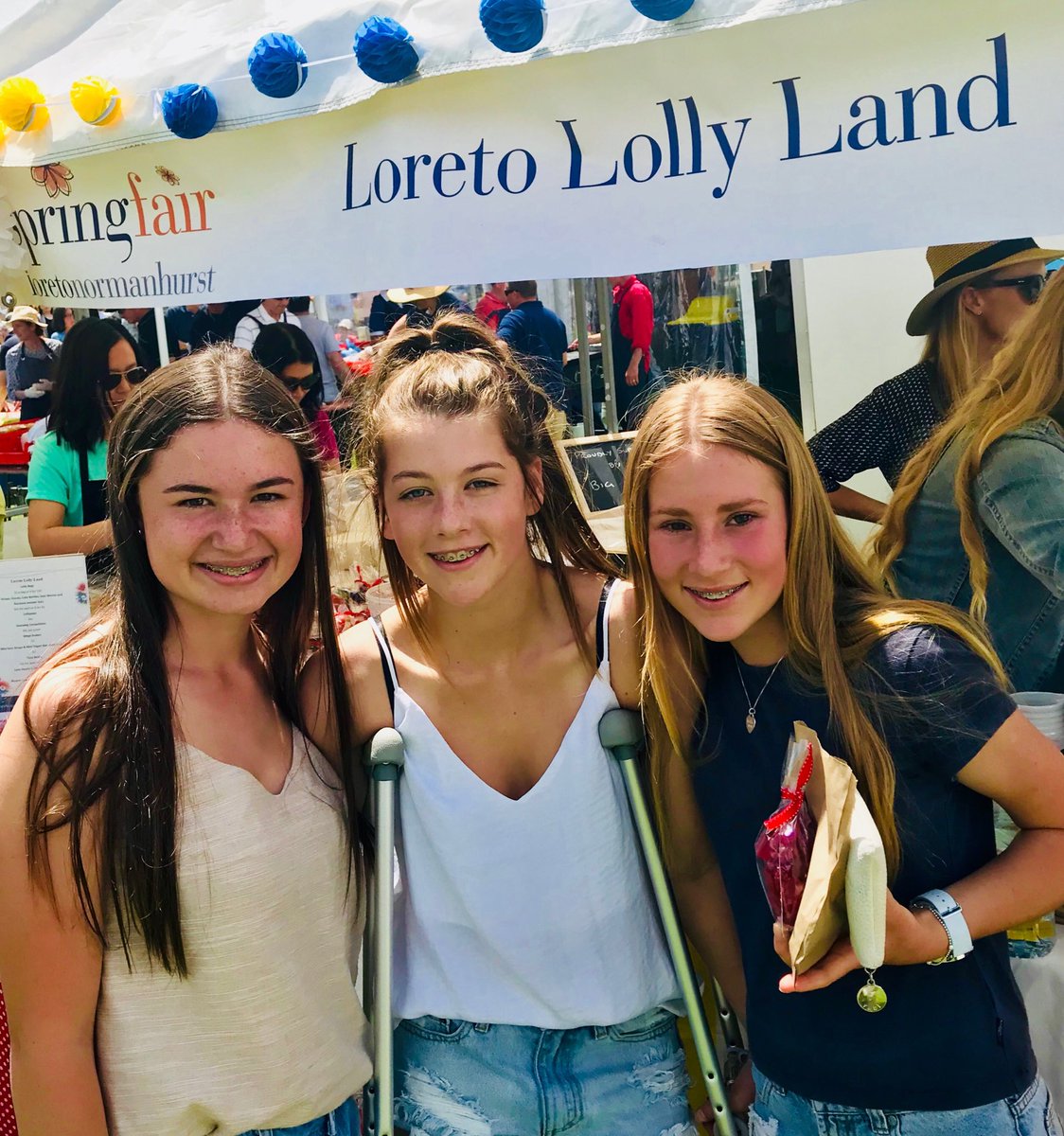 LoretoPastoral's tweet photo. Girls enjoying Loreto lolly land at the Spring Fair for 2017. A wonderful community event. #Springfair2017 https://t.co/6pFY6zeEAa