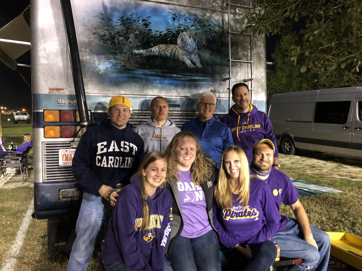 whitetigerrv's tweet photo. Coach Conners stopping by the @whitetigerrv #ECUvsBYU https://t.co/3buqIlpgSv