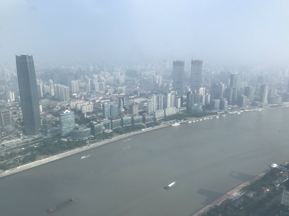 KingsBusEcon's tweet photo. Pearl tower had a 3 hour queue yesterday, so we moved it to this morning. No queue and a fantastic few hours spent in the tower! https://t.co/QTO4722ulC