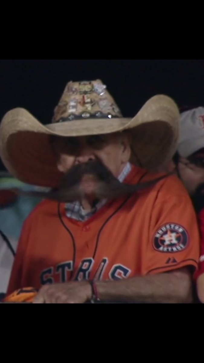 rossfenton11's tweet photo. Oh, hello World Series https://t.co/QYtt9JUvdr