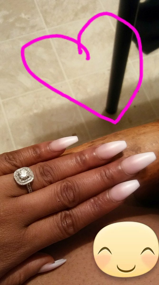 NikkiResse25's tweet photo. Finally found someone to do my nails the way I want them 🙏🙏🤗🤗🤗🤗🤗😍😍😍😍#MyNewNailHome #FrenchOmbre' #Matte #CoffinShape https://t.co/5G3JVztbzL