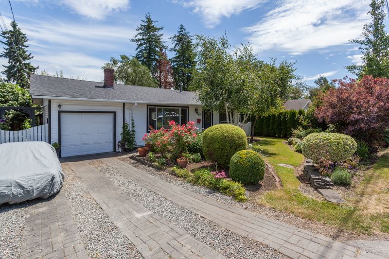 WestportBC's tweet photo. SNEAK PEEK: Charming Rancher in Uptown White Rock 

https://t.co/LlzuUqz5GO 

#whiterockrealestate #westport https://t.co/d77ApyF5mi