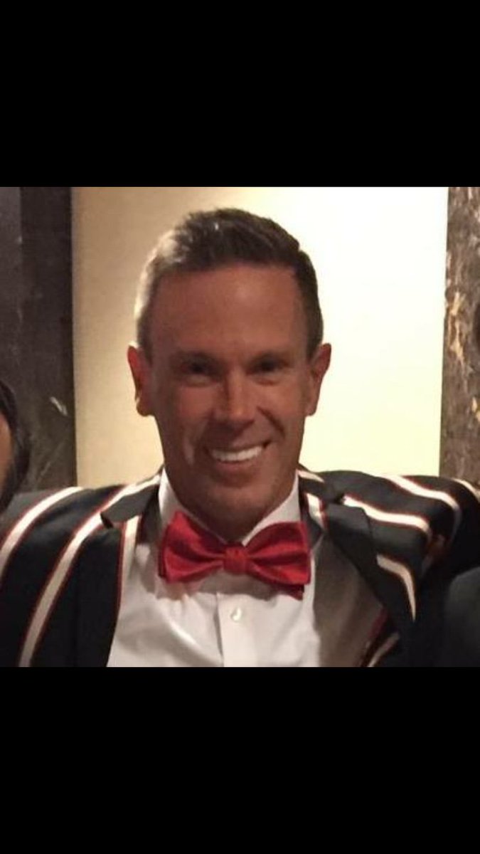 rothkyle's tweet photo. Check out my article in Dental Entrepreneur Magazine for Associate Dentists considering buying a dental practice! https://t.co/9OLacnNNLI https://t.co/b7oxkNwkQx