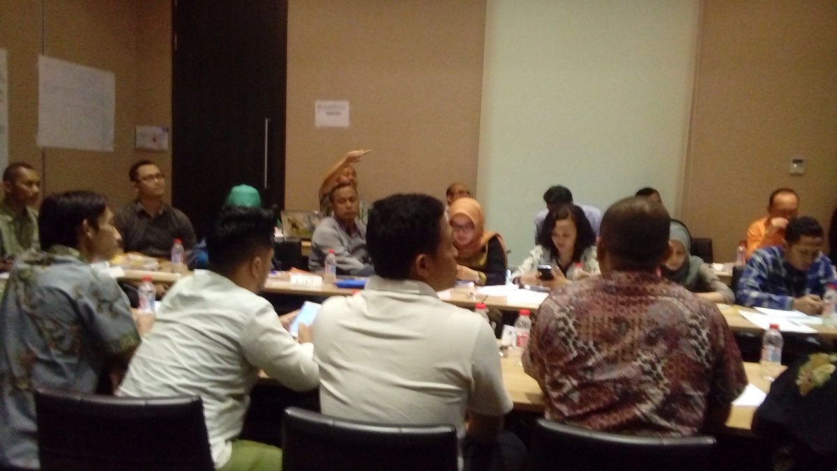 Tabuty44's tweet photo. Pelatihan twitter bersama 
#pelatihanpdtijawatimur
#temantemanpendamping #pendampingdanadesa
#pendampingdesa 
#pdti3 https://t.co/UHoJboZqq1